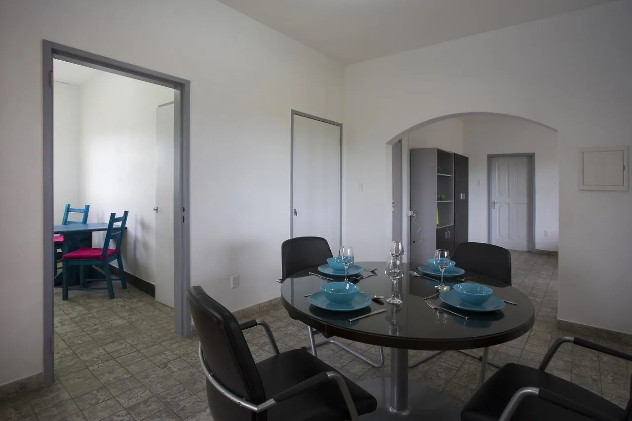 *** アパートホテル Willemstad Resort Curacao キュラソー